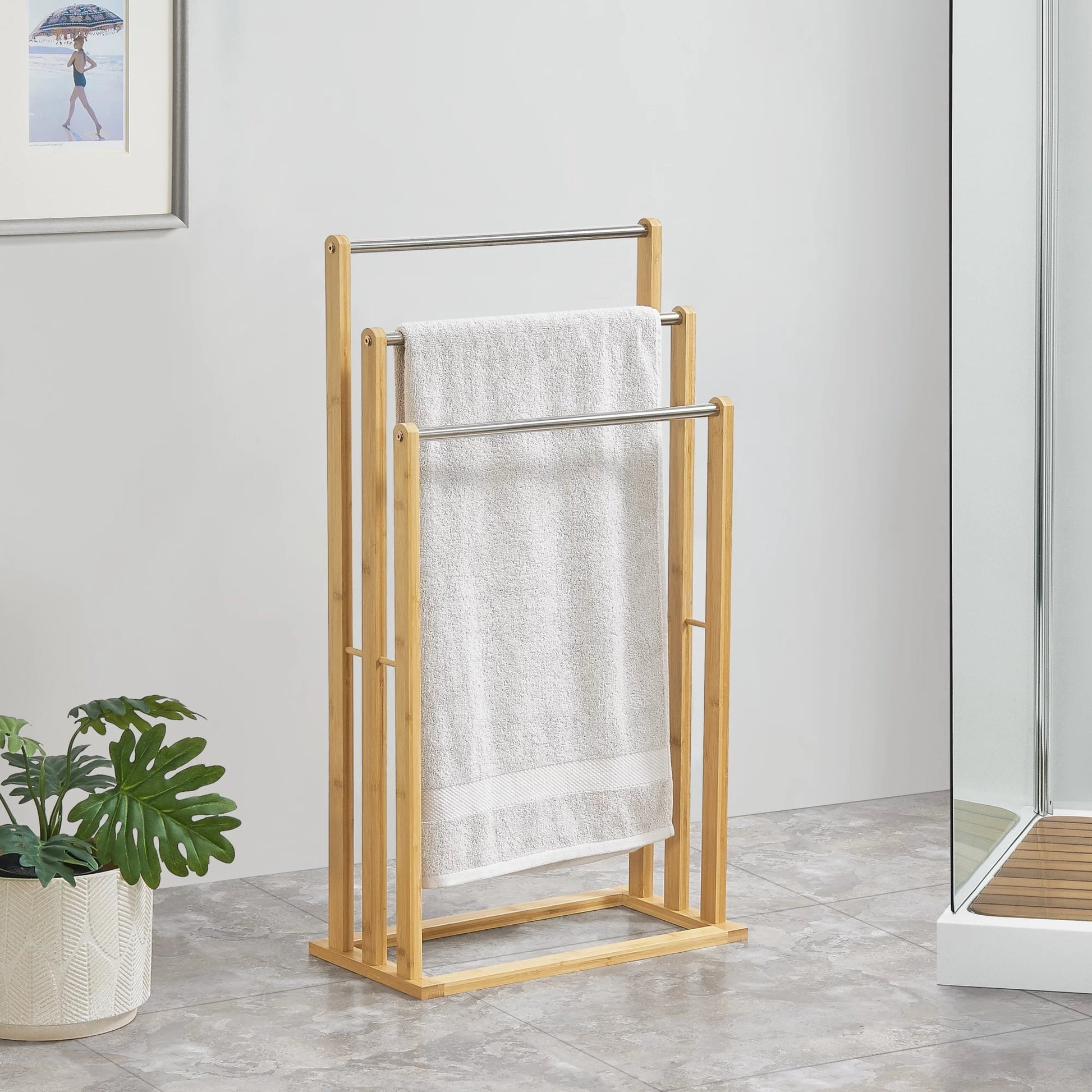 In And OutdoorMatch Bamboe Handdoekenrek Macie - Vrijstaand - 46x24x84 cm - RVS - Minimalistisch Design towel rack