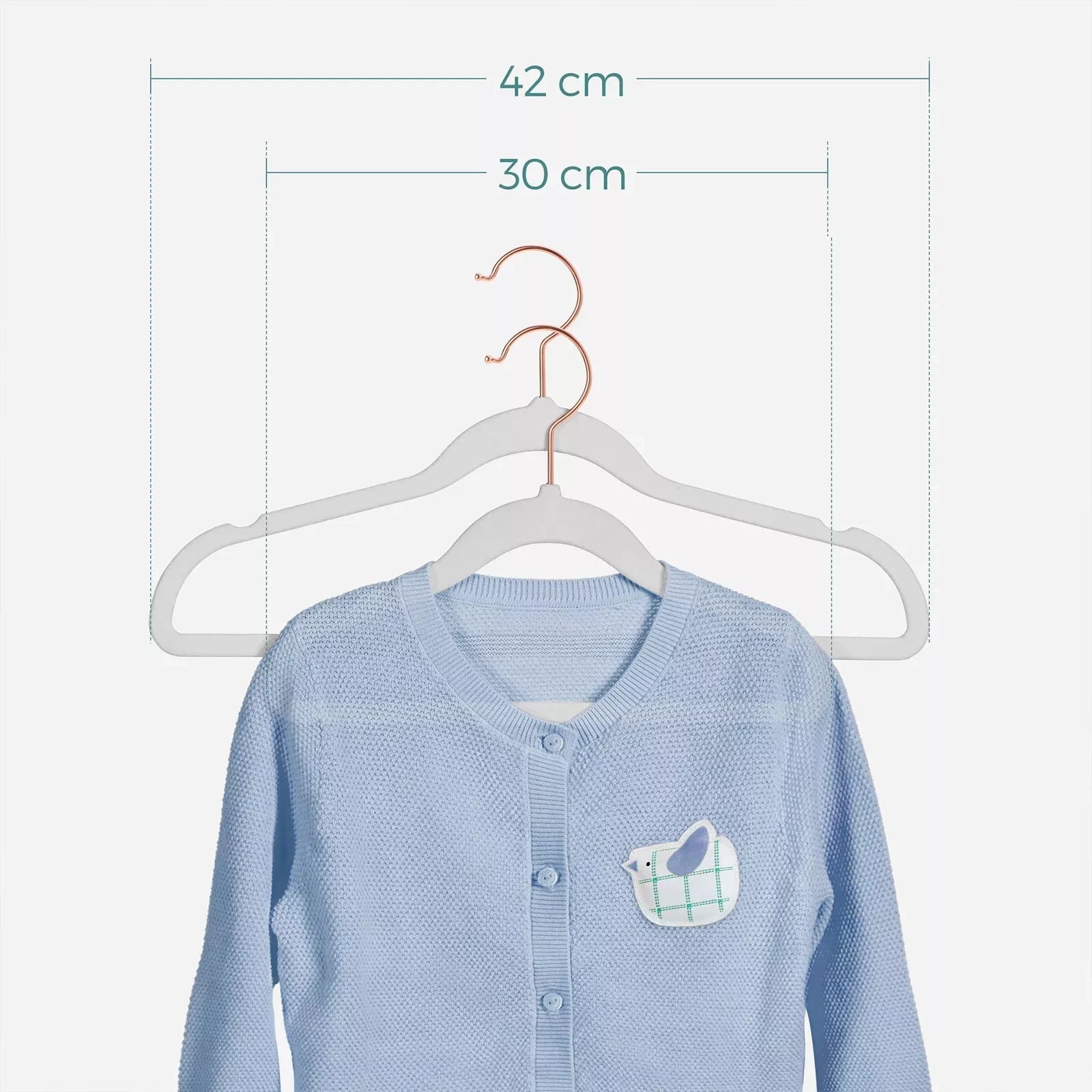 In And OutdoorMatch Fluwelen Kleerhanger Jaslene - 50 Stuks - Antislip Kleerhanger - Roségouden Draaihaak - Ruimtebesparend - 30x5x20,5cm - voor Kinderjasje - Shirt - Rok - Babykleding - Broek - Stropdas - Lichtroze kledinghanger