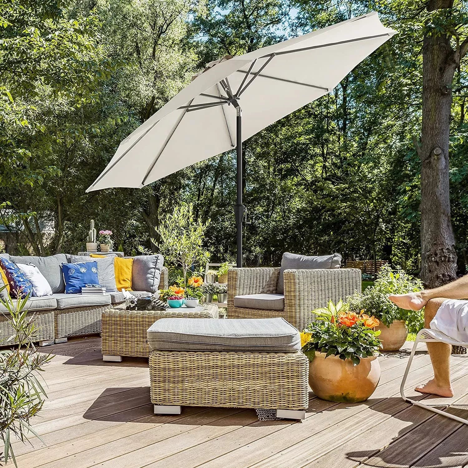 In And OutdoorMatch Parasol Joseph - 270 cm - Tuinparasol - Market Parasol - UV bescherming tot UPF 50+ - Patio Parasol - Zonwering - Knikarm - Met zwengel - Zonder standaard - Beige Sunshade